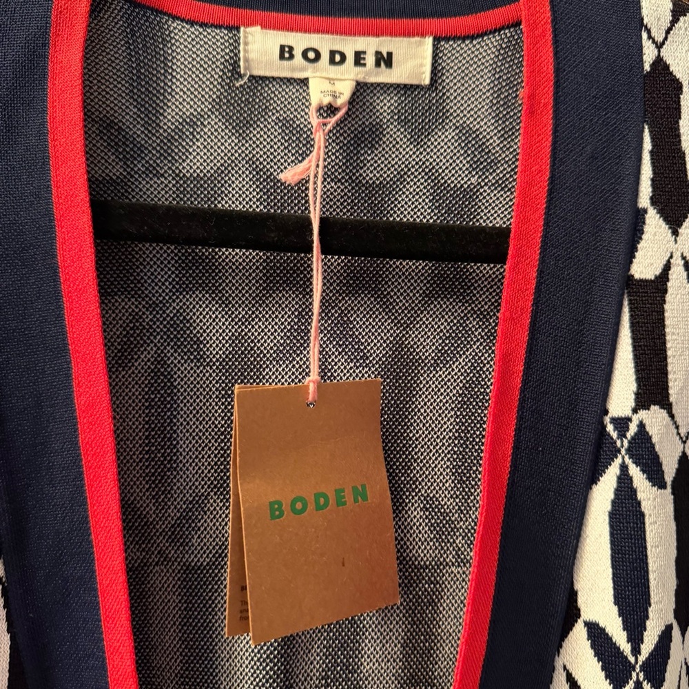 Boden Navy and Red Jacquard design Cardigan with tags in size medium - Picture 3 of 6